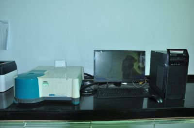 紫外可見分光光度計